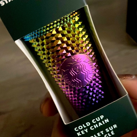 Starbucks oil slick keychain - Picture 1 of 5